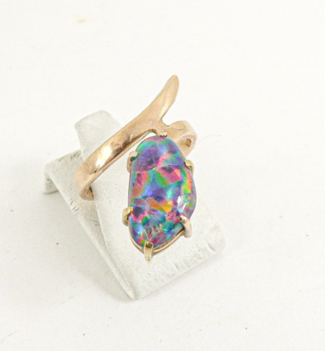 9ct gold black opal - black,