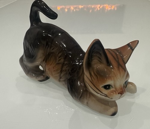 Vintage ceramic striped tabby - vintage,