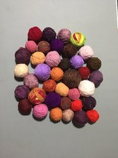 750 gr of yarn/wool mixed