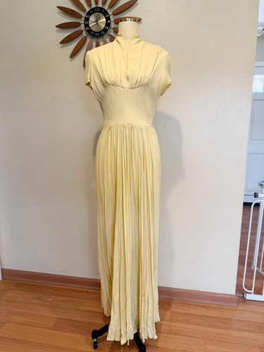 1940s butter yellow gown - yellow,