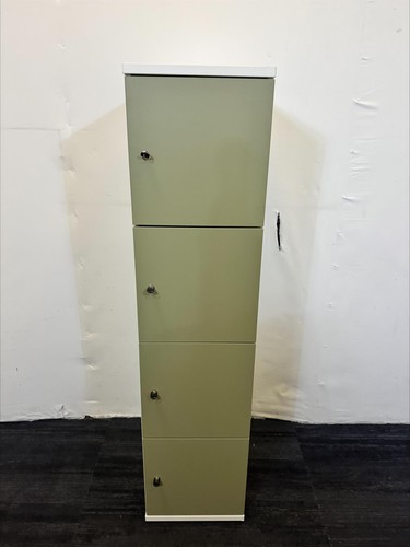 White and green - green, 4