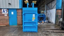 CK150 150kg Bale Vertical