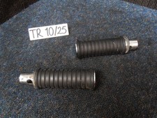 Kawasaki Vulcan VN 900 ClassicLeft & Right Rear Footrest Foot Pegs 2006-16 10/25