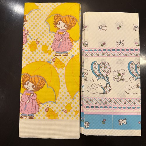 Vintage tablecloth table - 2,