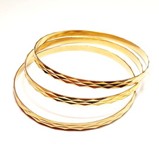 Three 18k solid gold hoop