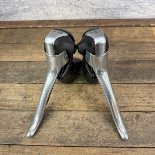 Shimano ultegra 6603 - st-6603, triple
