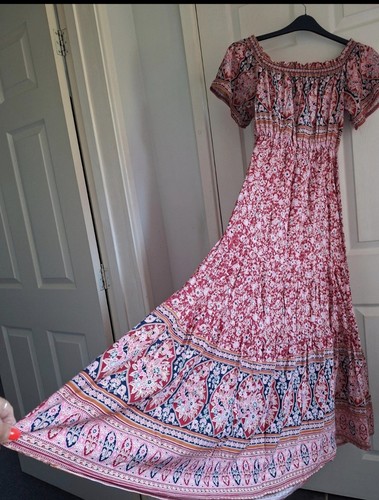 Gorgeous red floaty floral - red,