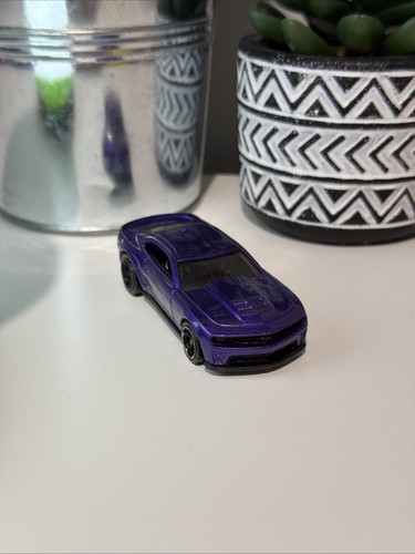 Hot wheels camaro zl1 - ’12,