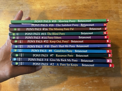Lot pony pals book - 11,