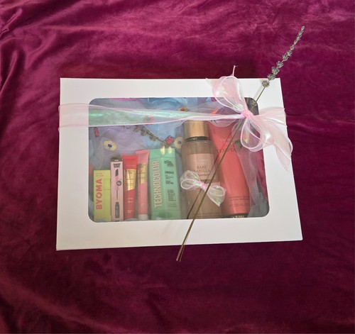 Women pamper gift set - gift,