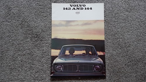Volvo 142 144 sales - 144, brochure