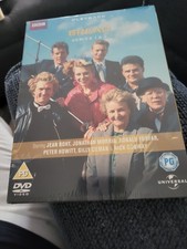 Bread Series 1 and 2 (Box Set) (DVD, 2003)
