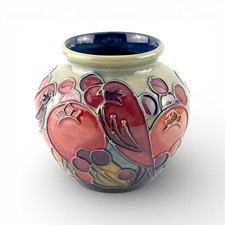 MOORCROFT Pottery ' Finches '