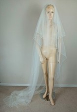 Vintage 80s Ivory White Veil And Long Train Diamanté Bead With Embroidered Edge