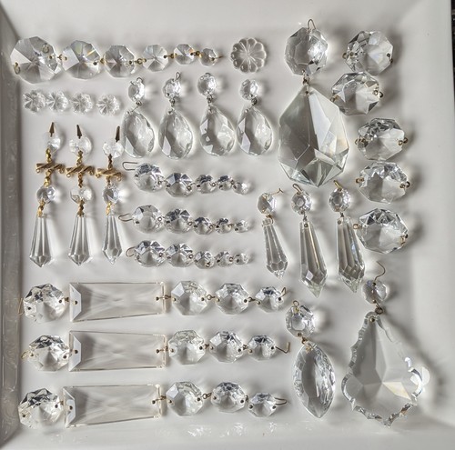 Large lot vintage chandelier - lot,