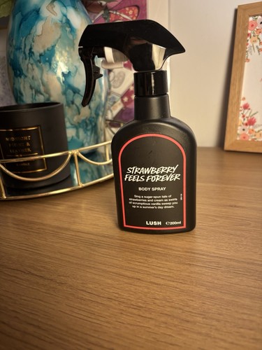 Lush strawberry feels forever - lush,