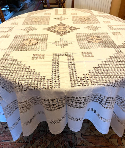 Vintage beautiful table - , cloth