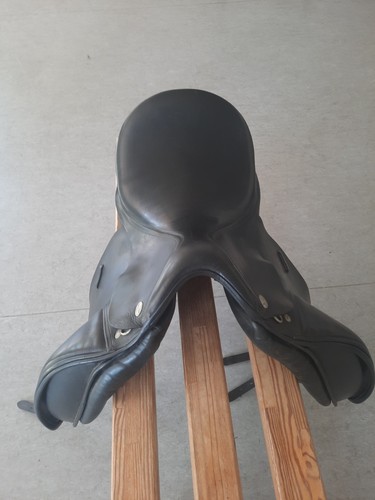 Jaguar dressage saddle xkc - jaguar,
