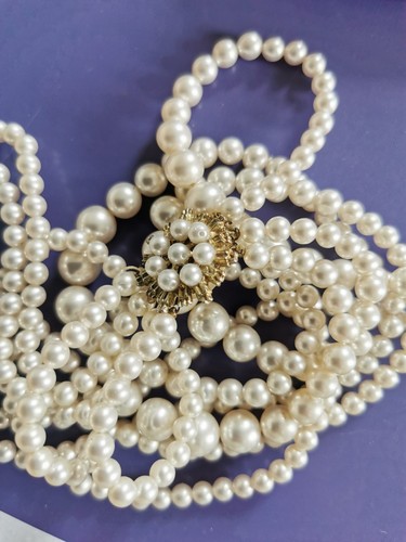 Gorgeous vintage multistrand - gorgeous,