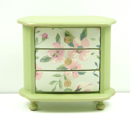 Hand painted green jewellery - green,