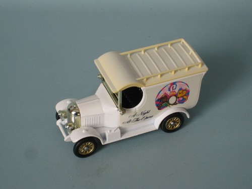 Lledo bullnose morris van - morris,