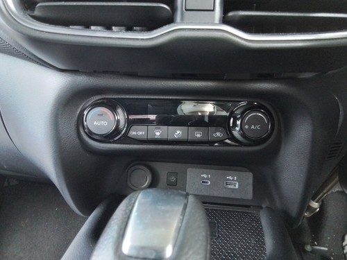 Heating switches nissan juke - heating,
