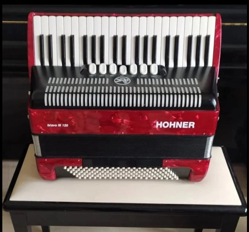 Accordion hohner bravo - accordion, iii
