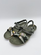 MERRELL WOMENS District 3