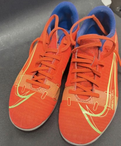Football shoes size - shoes,