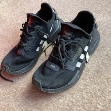 MENS ADIDAS ORIGINAL NMD_R1  V2 TRAINERS - Size Uk 8 - BLACK/WHITE Japenese