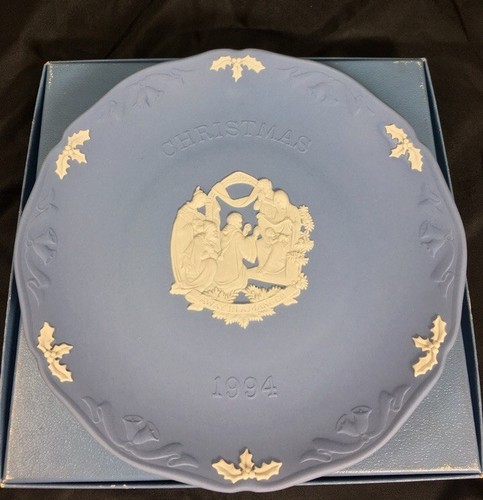 Wedgwood christmas plate 1994 - wedgwood,