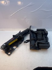 VOLVO XC90 2009 WHEEL JACK