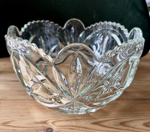 Large heavy fleur lis - large,