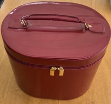 Vanity Case (Boots) Zip Around..Mirror. Burgundy..100% PVC..Lined…VGC