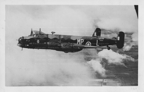 Handley page halifax - page,