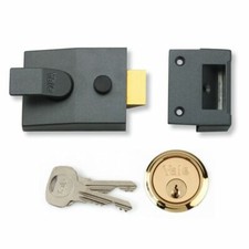 Yale Automatic Deadlocking Nightlatch Dark Metallic Finish/Brass P-89-DMG-PB-60
