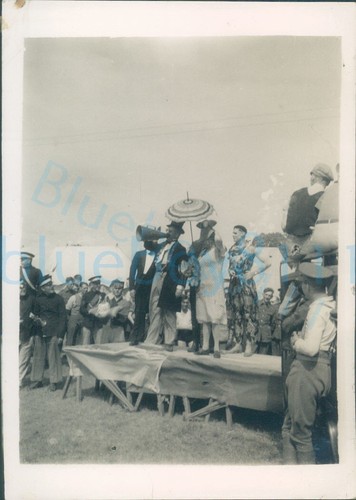 1930s london rifle brigade - rifle,