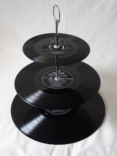 Retro vintage upcycled tier - 3,