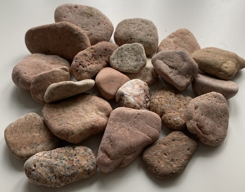 550g pink beach pebbles - pink,