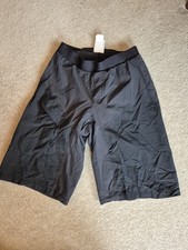 Kids Decathlon padded mountain biking shorts. Age 12
