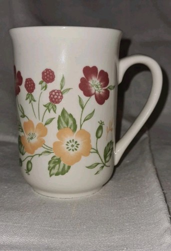 Vintage churchill dog roses - vintage,