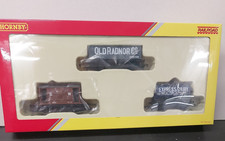 Hornby RailRoad Triple Wagon