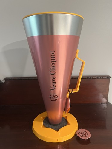 Veuve clicquot rosé champagne - clicquot,