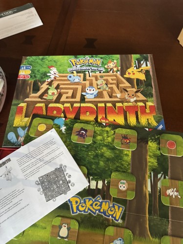 Labyrinth board game pokemon - board,