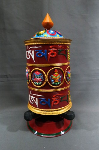 Tibetan buddhism mantra - tibetan, om
