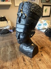 nefertiti bust Vintage Chalk