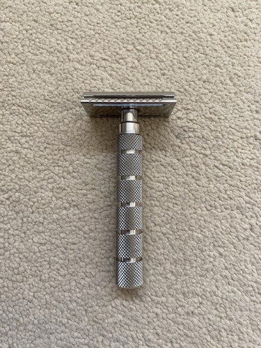 Executive shaving outlaw - executive,