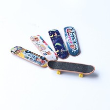 Educational Mini Finger Skating Board Board Game Toy Finger Bikes Assembly Party