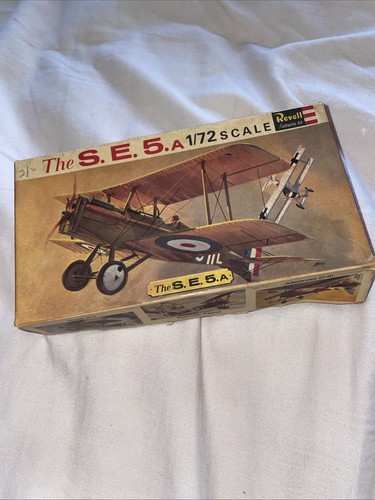 Revell model kit the - kit,, a