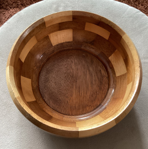 Round wooden serving bowl - wooden,